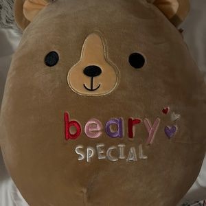 LIMITED EDITION VALENTINES BEAR SQUISHMALLOW!